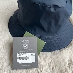 Regatta Great Outdoors.  Womens small showerproof. Navy Bucket Hat
